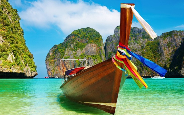 Panama’s Caribbean islands where schedules blur into boats and soft water light