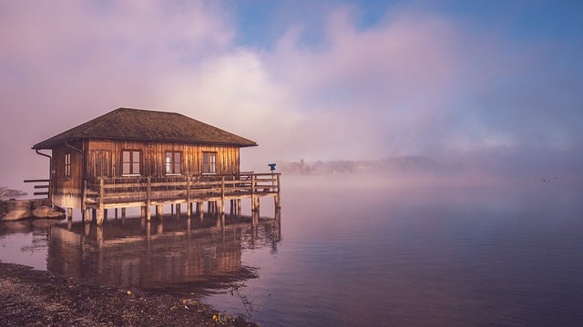 Taiwanese lake sanctuary for fog-soft mornings and hill-country quiet