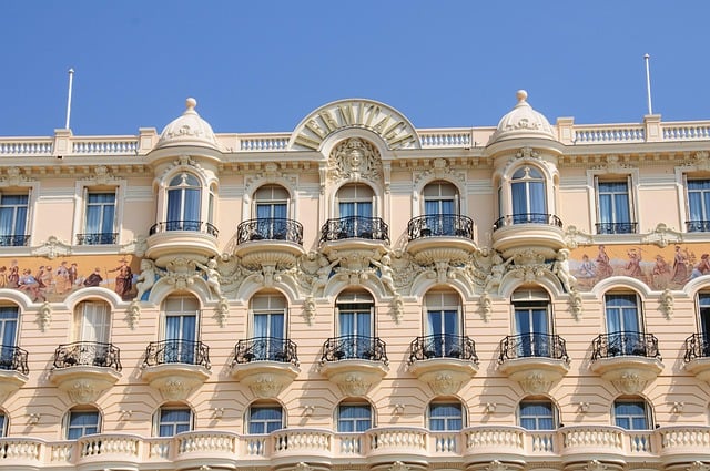 Monaco Hotels Near Beaches and Harbors