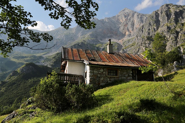 Ukraine Mountain Lodges for Nature Trips