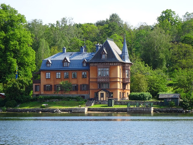 Sweden Villas for Lakeside Rest